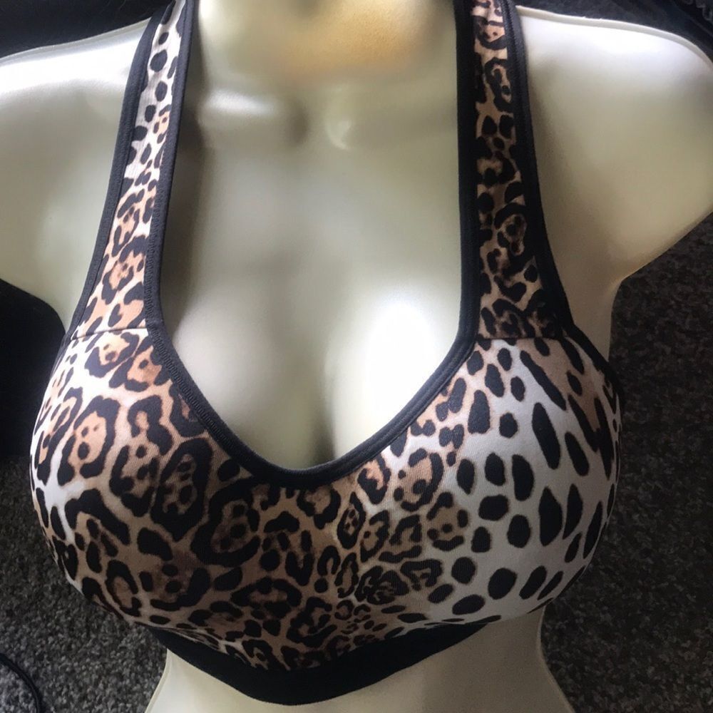 Smart & Sexy Sports Bra Leapord No Wire Size 34B